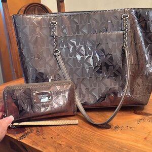 Michael Kors Metallic Silver Tote and Wallet